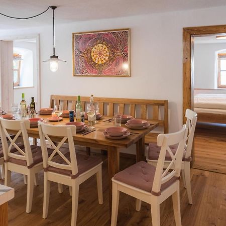 Walting Gehobenes Ambiente In Historischer Wohnung מראה חיצוני תמונה