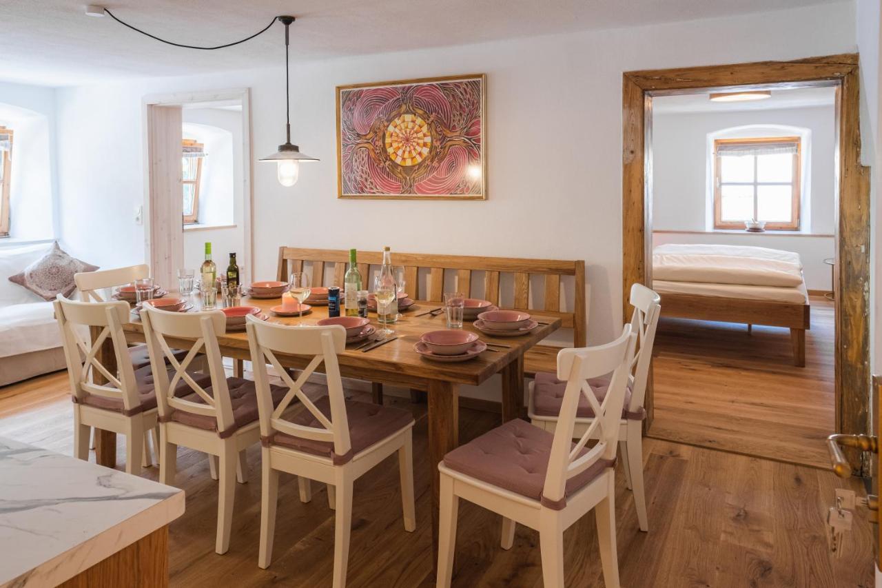 Walting Gehobenes Ambiente In Historischer Wohnung מראה חיצוני תמונה