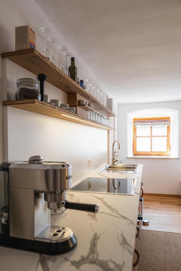 Walting Gehobenes Ambiente In Historischer Wohnung מראה חיצוני תמונה