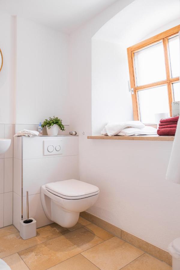 Walting Gehobenes Ambiente In Historischer Wohnung מראה חיצוני תמונה