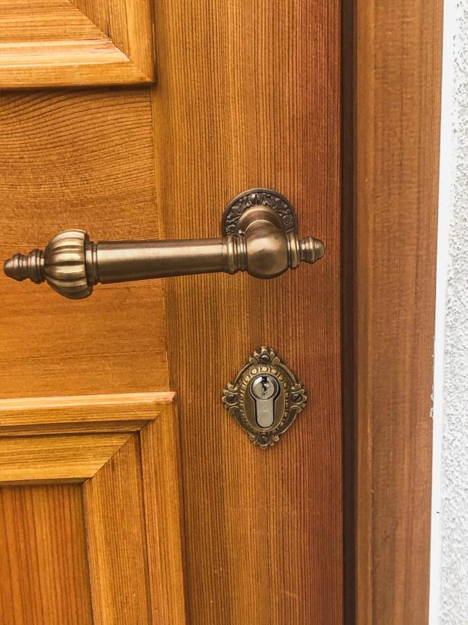 Walting Gehobenes Ambiente In Historischer Wohnung מראה חיצוני תמונה