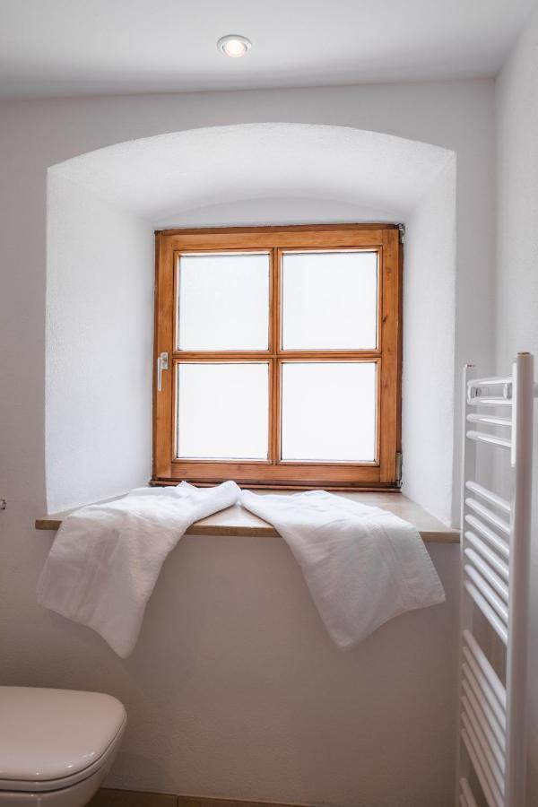 Walting Gehobenes Ambiente In Historischer Wohnung מראה חיצוני תמונה